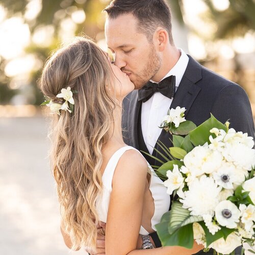 Tropical Wedding at the Huntington Bay Club: