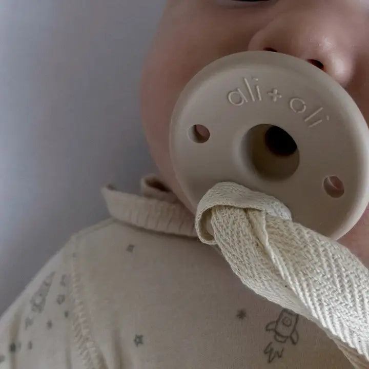 Pacifier in Color Oat & Coco by Ali and Oli