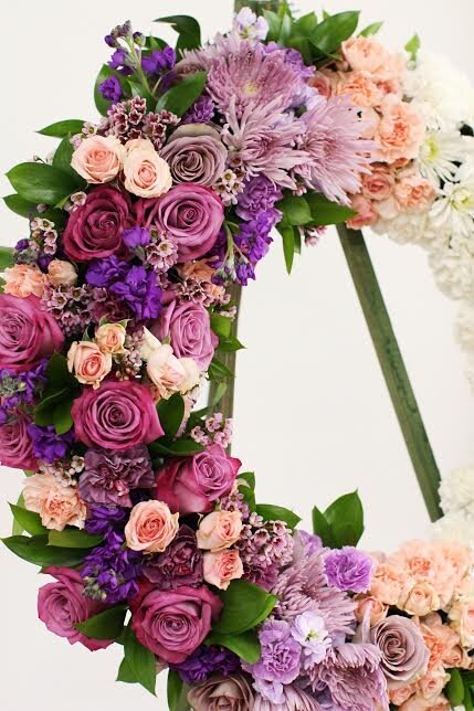 Memorial Ombre Standing Wreath